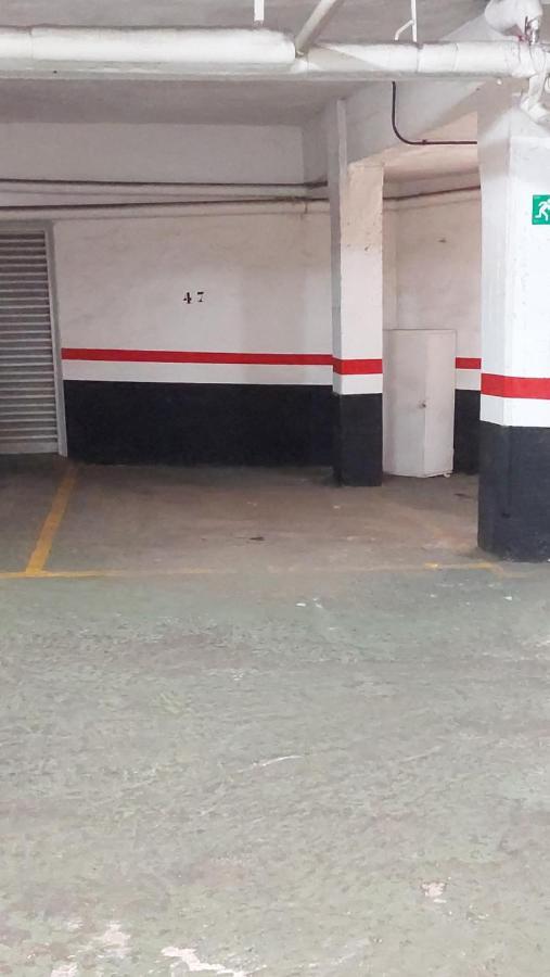 Apartamento Tiboli Con Parking Gratuito Bilbao Exteriör bild
